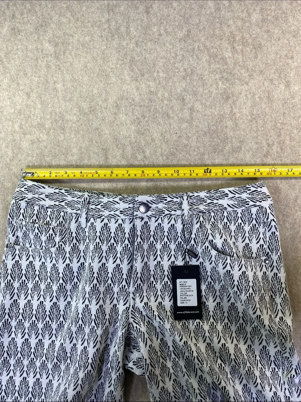 NWT ST33LE 5” Black & White Palms Printed Jacquard Shorts